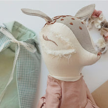 Cargar imagen en el visor de la galería, Cierva Madre